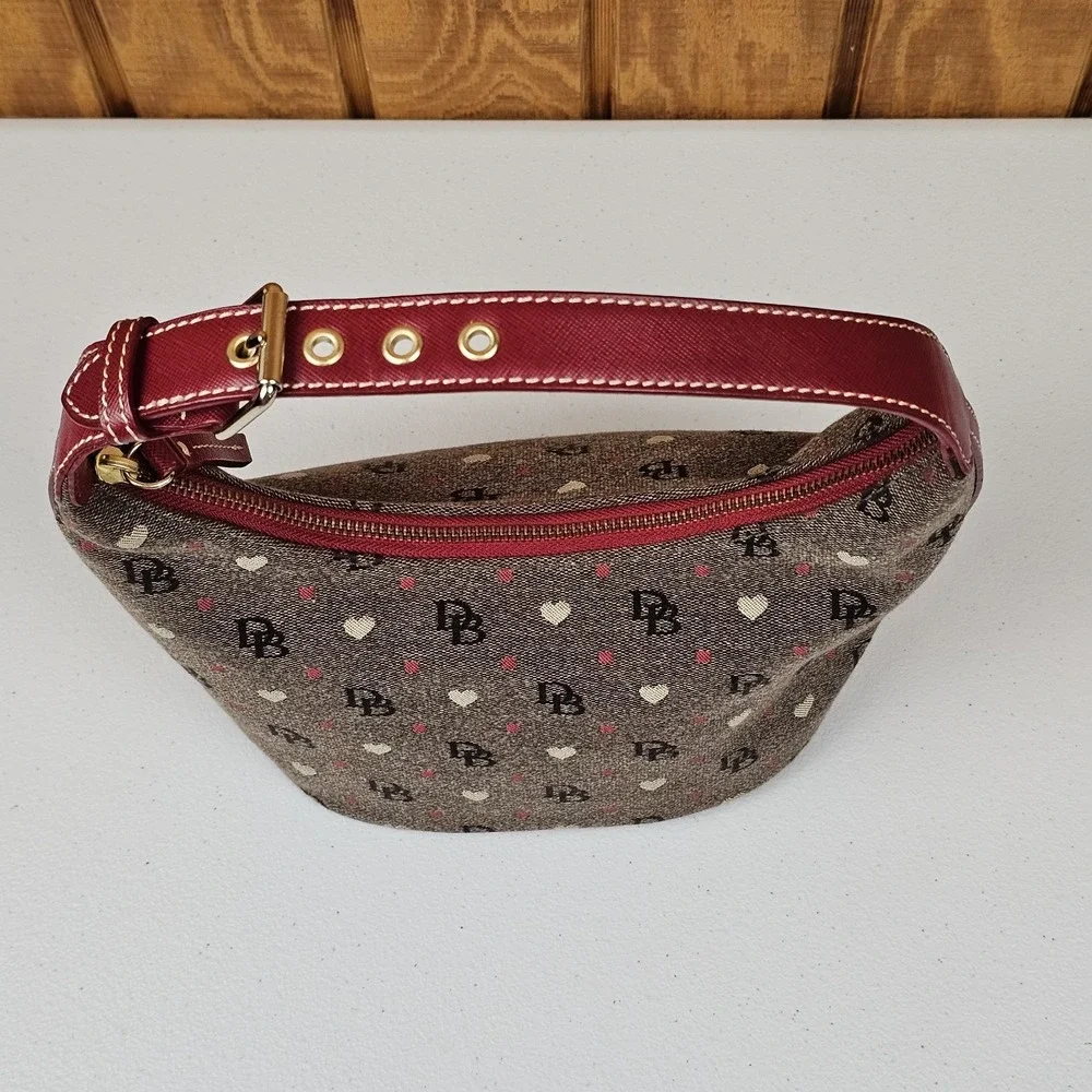 Dooney & Bourke Hobo Bucket Bag Canvas Hearts Signature Gray & Red Y2K DH29